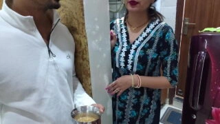 I fucked the big milkmaid of my neighbour’s wife on the pretext of asking for sugar