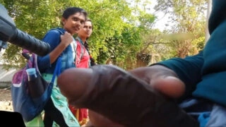 Daring Guy Flashing Sex – In Girls Asking Video Part 3