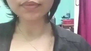 Desi Bengali Babe Uma Ghosh Leaked MMS Selfie Showing Big Boobs And Nipples