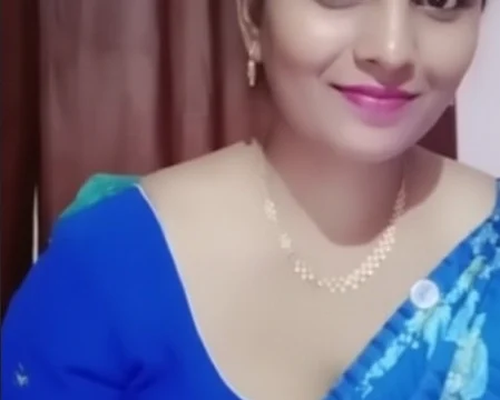 MILF Navel Strip Nude Live Show Licking Nipples